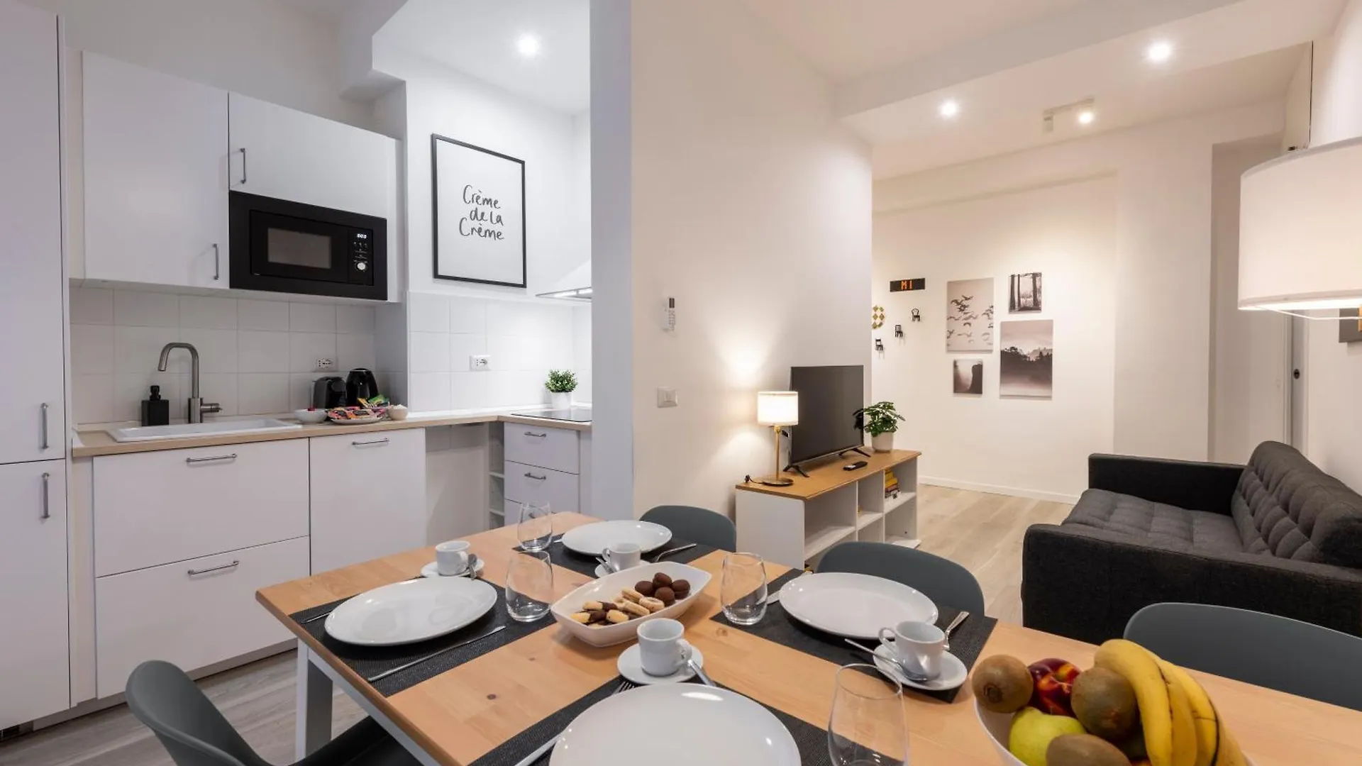 Caracciolo, 28 - Ampio Per 5, Posizione Perfetta Appartement Milaan