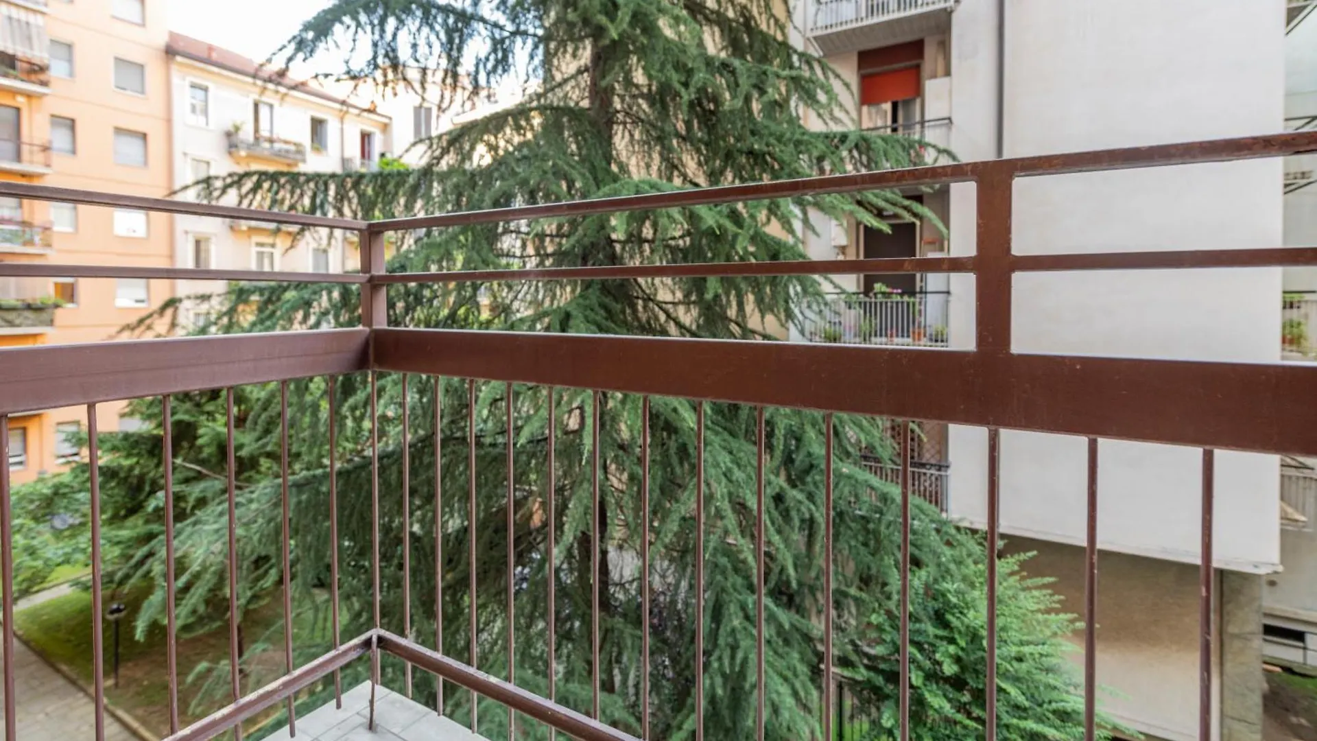 Caracciolo, 28 - Ampio Per 5, Posizione Perfetta Appartement Milaan 0*,  Italië