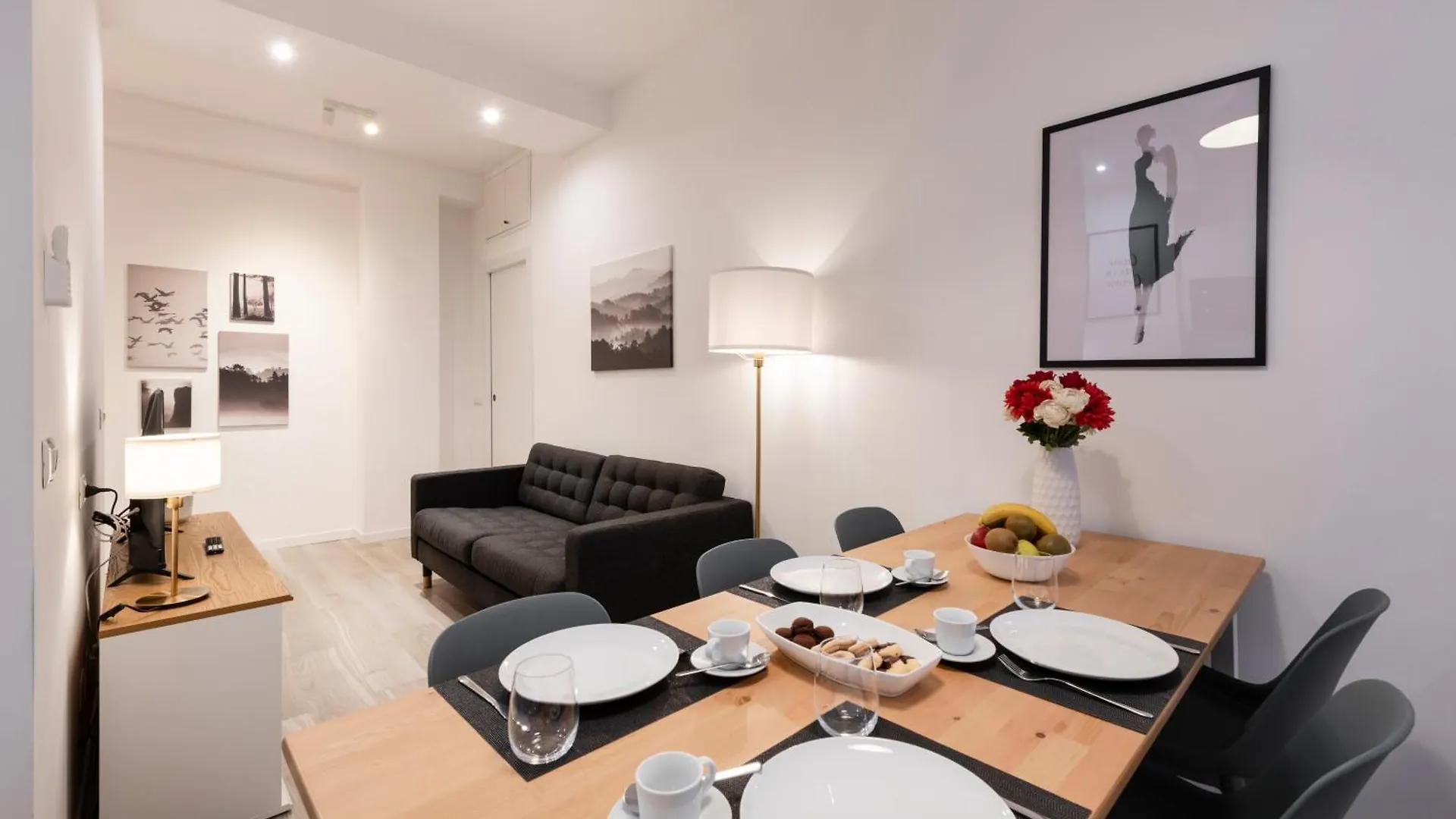 Caracciolo, 28 - Ampio Per 5, Posizione Perfetta Appartement Milaan Italië